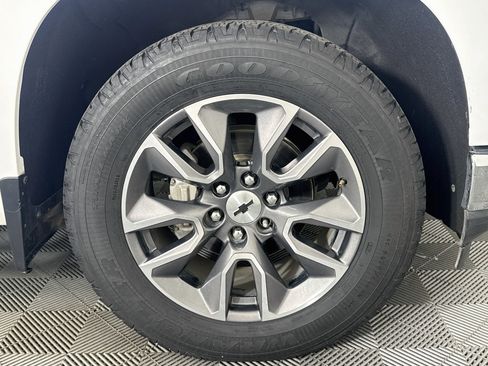 Used 2020 Chevrolet Silverado 1500 LT w/ Texas Edition RWD image 29