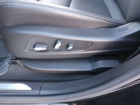 Certified 2025 Cadillac XT5 Premium Luxury w/ Technology Package image 13