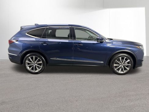 Used 2025 Acura MDX SH-AWD w/ Technology Package image 38