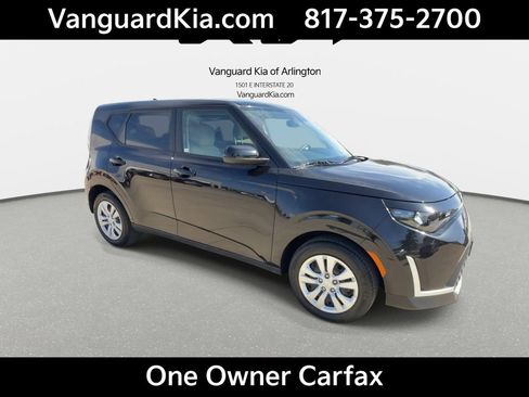 Certified 2025 Kia Soul LX FWD image 2