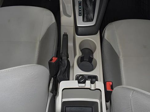 Used 2014 Ford Focus SE FWD image 17