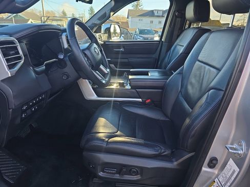 Used 2024 Toyota Sequoia image 18