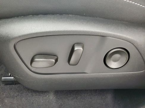 New 2026 Chevrolet Traverse LT w/ Midnight/Sport Edition image 30