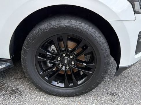 Certified 2023 Ford Expedition XLT RWD image 14