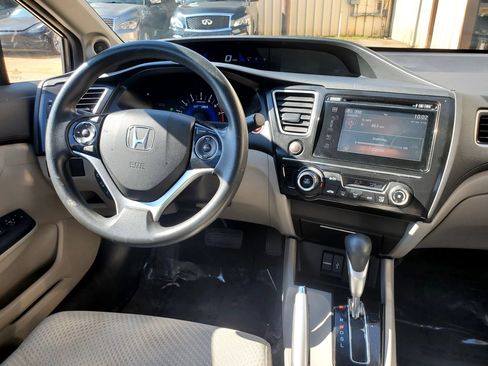 Used 2015 Honda Civic Hybrid Sedan image 31