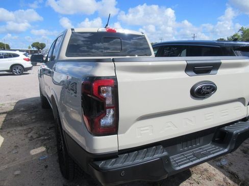 Used 2025 Ford Ranger XLT w/ Black Appearance Package image 4