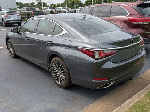 Used 2022 Lexus ES 350 w/ Premium Package FWD image 4