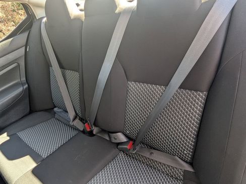 Used 2021 Nissan Versa S image 25