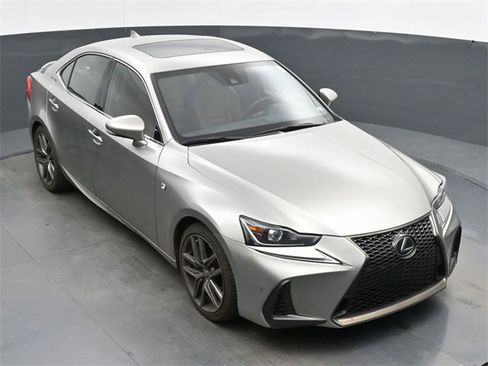 Used 2020 Lexus IS 300 F Sport w/ F Sport Package image 18