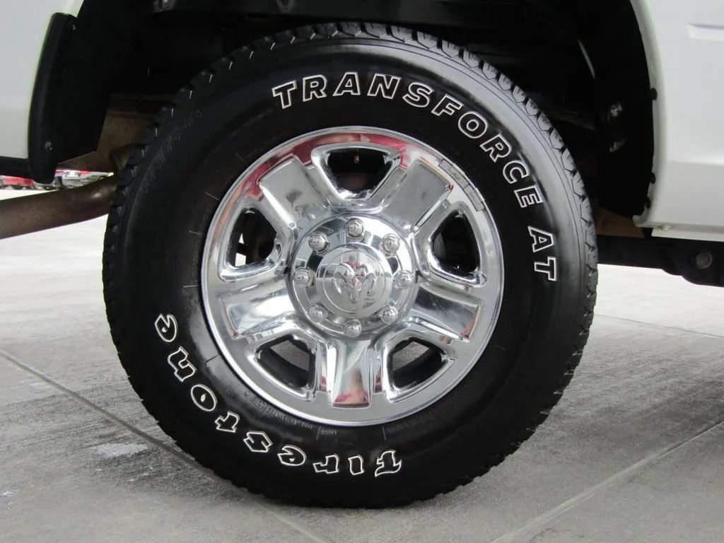 Used 2015 RAM 2500 SLT AWD/4WD image 44