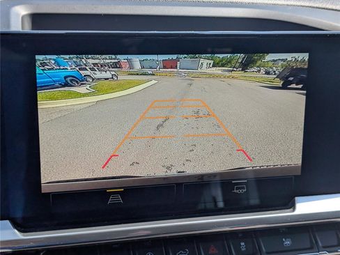 Used 2023 Chevrolet Silverado 1500 LT image 26