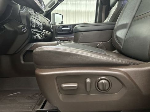 Used 2021 GMC Sierra 2500 Denali w/ Denali Ultimate Package image 18