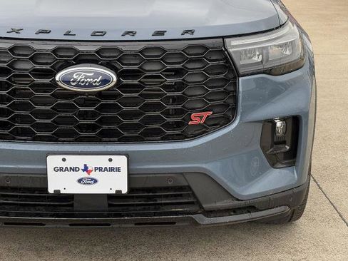 New 2026 Ford Explorer ST AWD/4WD image 9