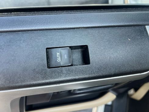 Used 2013 Toyota 4Runner SR5 image 23