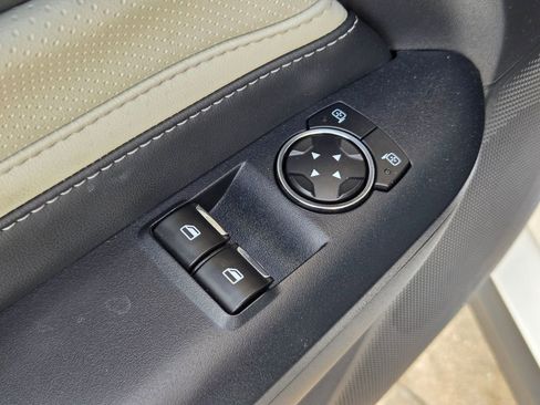 Used 2024 Ford Mustang Premium image 12