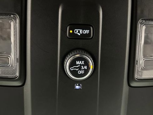 Used 2025 Chevrolet Tahoe LT image 64