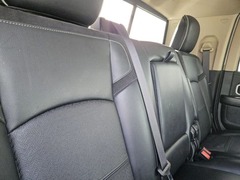 Used 2019 RAM 3500 Laramie image 12