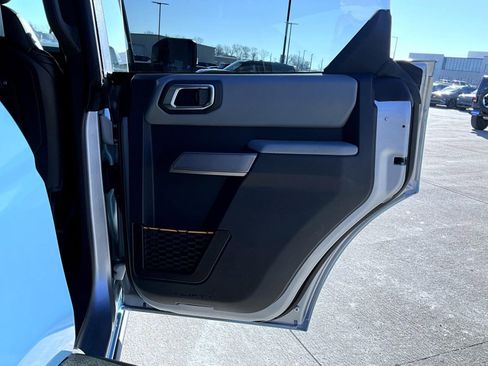 Used 2022 Ford Bronco Badlands image 22