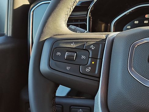 New 2026 GMC Sierra 1500 Elevation image 16