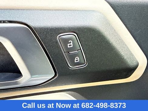 Used 2022 Ford Bronco Wildtrak image 14