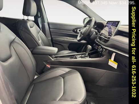 New 2026 Jeep Compass Limited image 21