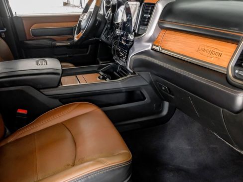 Used 2022 RAM 3500 Limited AWD/4WD image 13