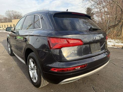 Used 2019 Audi Q5 2.0T Premium w/ Convenience Package image 11
