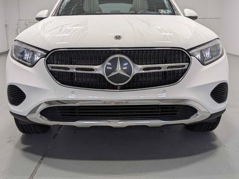 Certified 2023 Mercedes-Benz GLC 300 4MATIC image 2