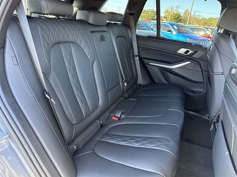 Used 2025 BMW X5 xDrive40i w/ Executive Package image 24