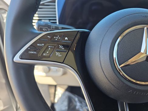 Certified 2024 Mercedes-Benz GLE 450 4MATIC image 17