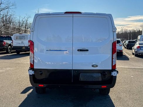 Used 2024 Ford E-Transit Low Roof image 4