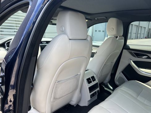 Certified 2026 Jaguar F-PACE R-Dynamic S AWD/4WD image 36