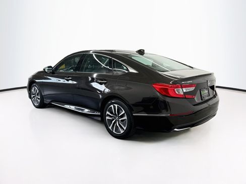 Used 2018 Honda Accord Touring image 5