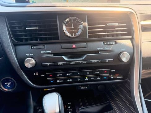 Certified 2022 Lexus RX 450h AWD w/ Luxury Package image 26