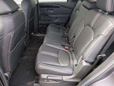 New 2025 Honda Pilot EX-L image 15