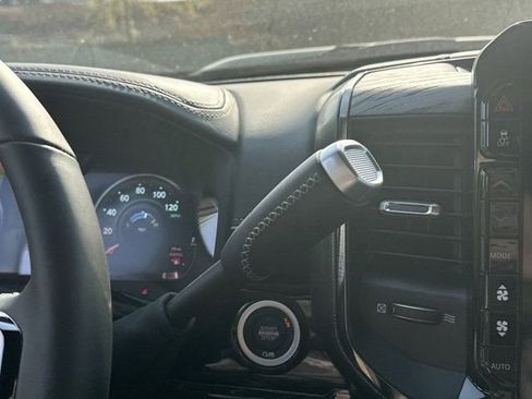 New 2025 RAM 2500 Limited image 27