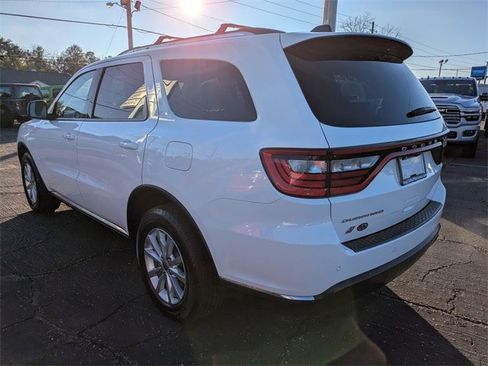 Used 2021 Dodge Durango SXT image 6