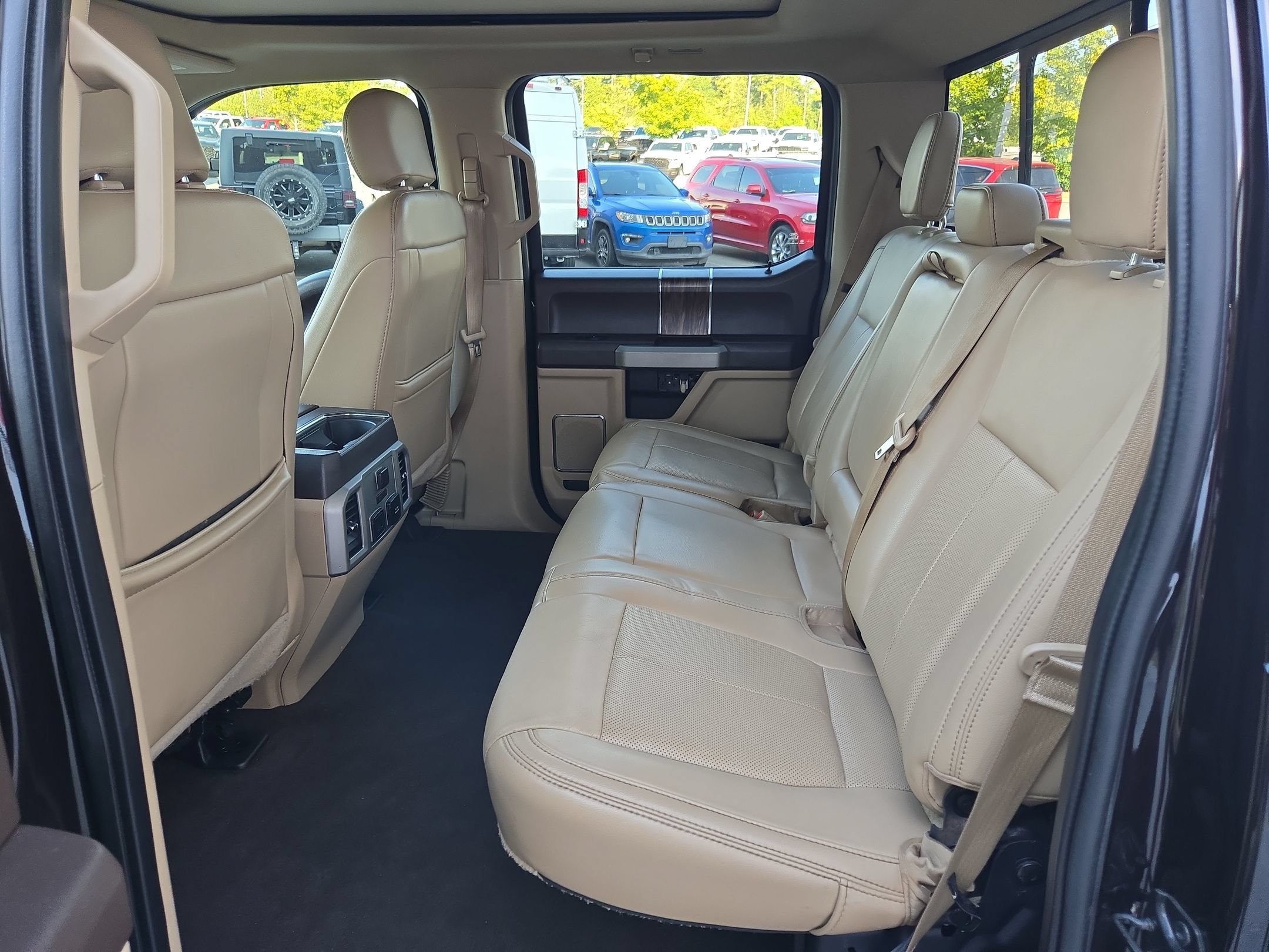 Used 2019 Ford F150 Lariat w/ Equipment Group 502A Luxury AWD/4WD image 35