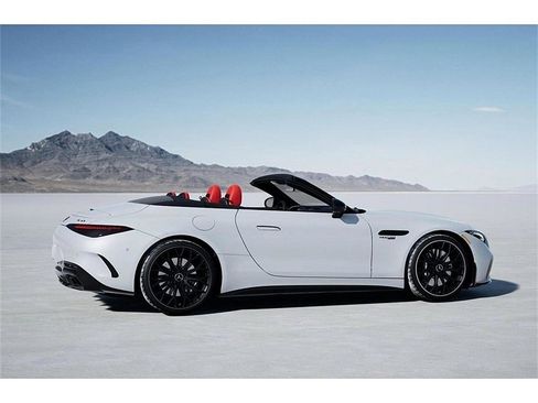 New 2026 Mercedes-Benz SL 63 AMG 4MATIC image 18