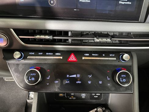 Used 2024 Hyundai Sonata SEL FWD image 19