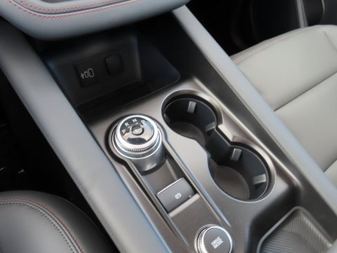 New 2026 Ford Explorer Active image 13