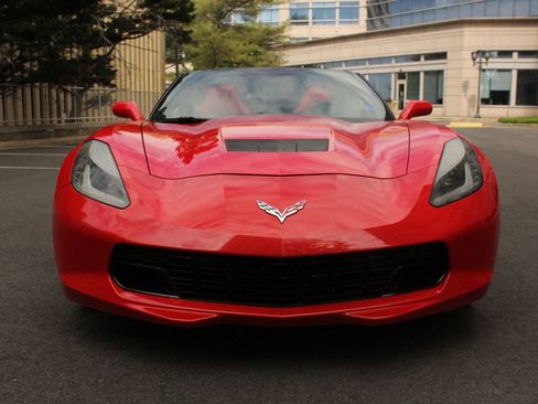 Used 2018 Chevrolet Corvette Stingray Coupe w/ Battery Protection Package image 5