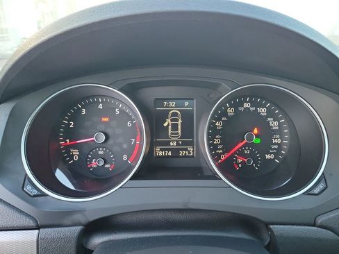 Used 2017 Volkswagen Jetta SE image 19