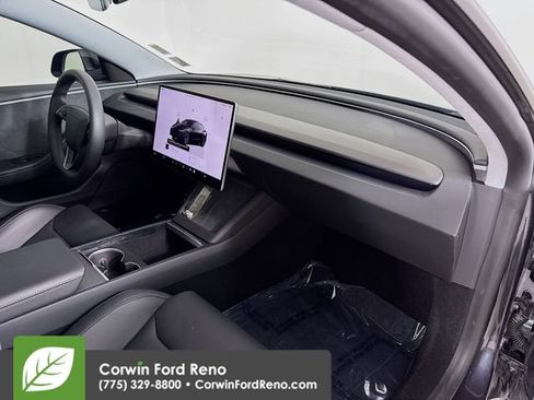Used 2024 Tesla Model 3 Performance AWD/4WD image 30