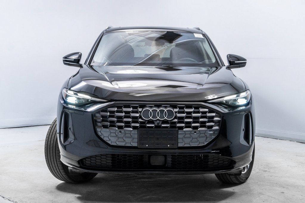 Used 2025 Audi Q5 Premium w/ Convenience Package AWD/4WD image 11