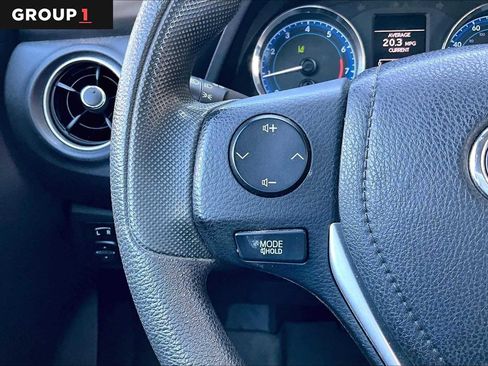 Used 2019 Toyota Corolla LE FWD image 24