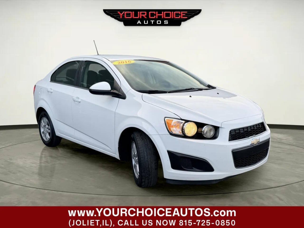 Used 2016 Chevrolet Sonic LT FWD image 8