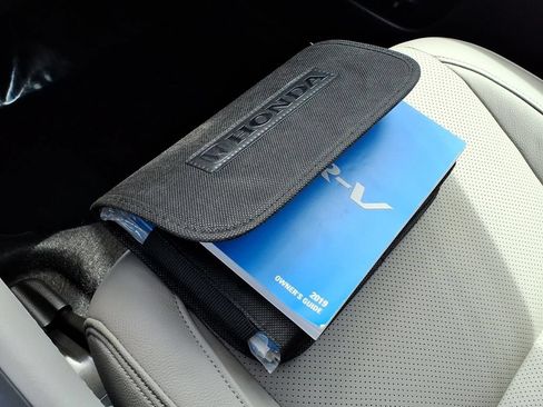 Used 2019 Honda HR-V Touring image 29