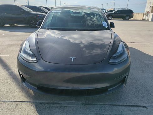 Used 2022 Tesla Model 3 Long Range image 3