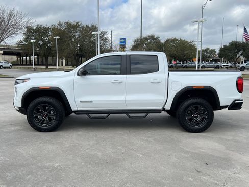 Certified 2024 GMC Canyon Elevation image 2